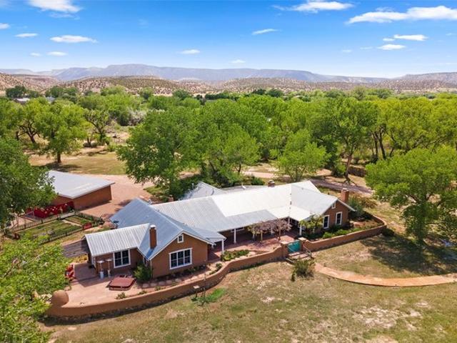 House for sale in Abiquiu, New Mexico