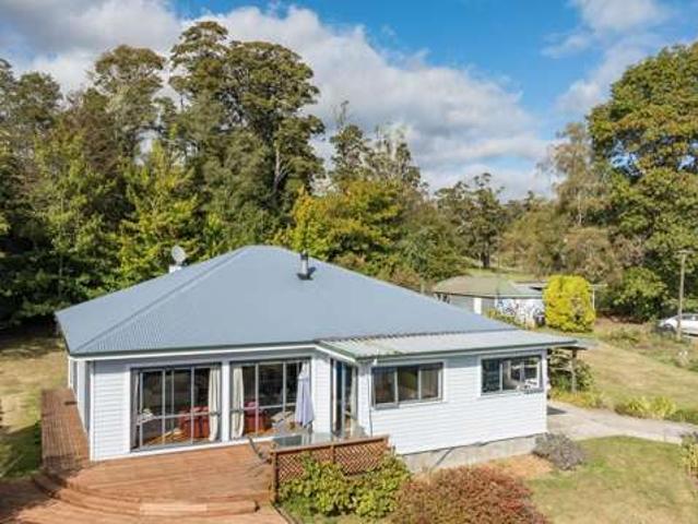 Property for sale in Cable Bay, Nelson Bays