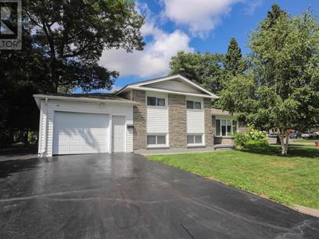 House for sale in Sault Sainte Marie, Ontario