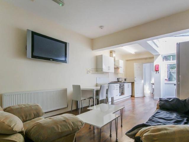 Room for rent in Stirchley, West Midlands