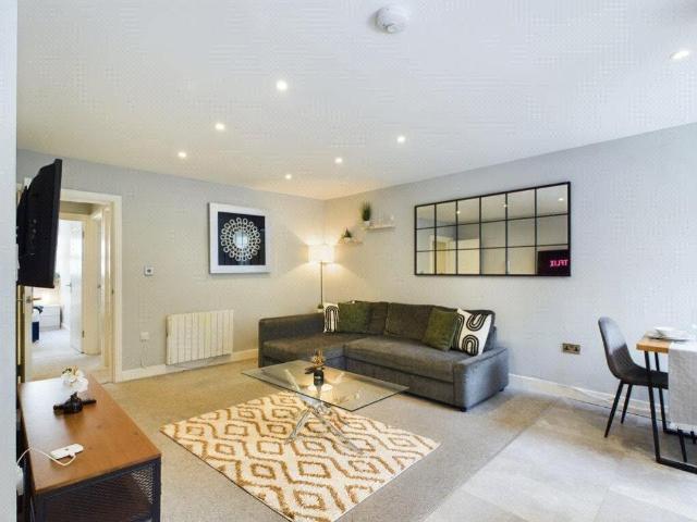 House for rent in St Clement Danes, Greater London