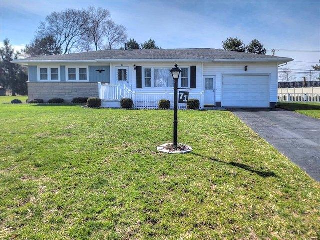 House for sale in Oak Hill, New York