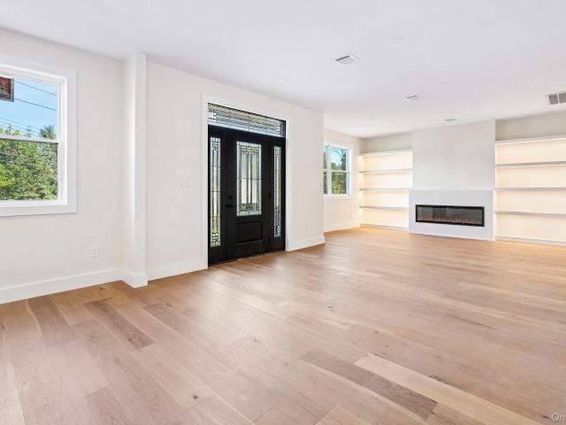 House for sale in Rockland Lake, Congers