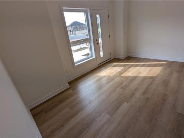 Apartment for rent in Hamilton, Golden Horseshoe