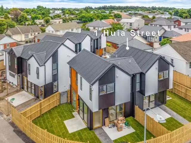 House for sale in Riccarton, Canterbury
