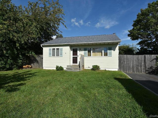 House for sale in Centereach, New York