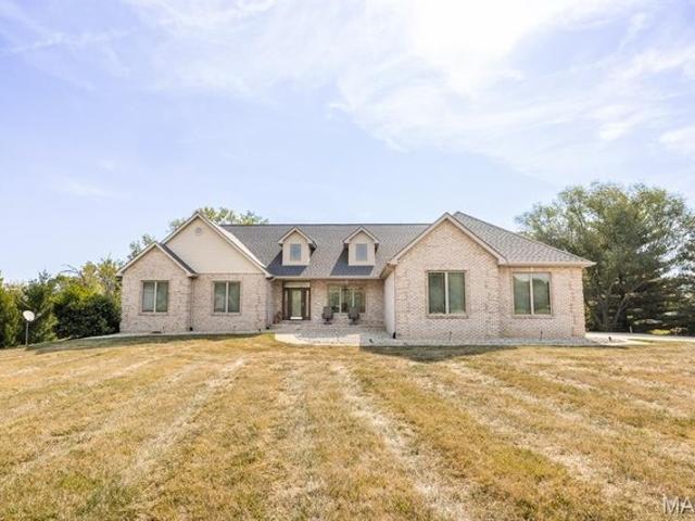 House for sale in Millstadt, Illinois