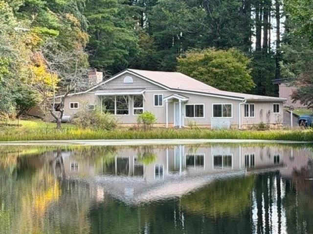 House for sale in Sparta, Alleghany County