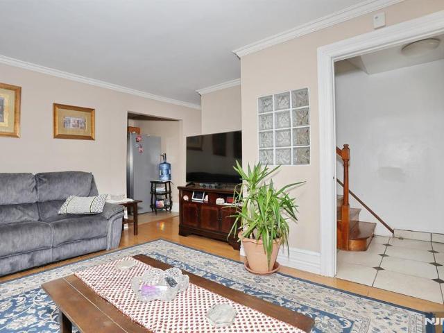 House for sale in Dumont, New Jersey