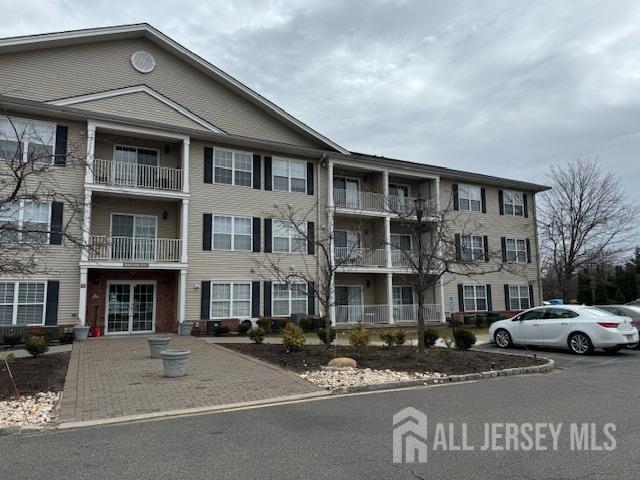Property for sale in Edison, New Jersey
