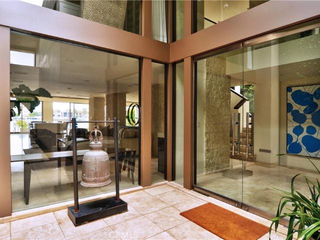 Property for rent in Corona Del Mar, California