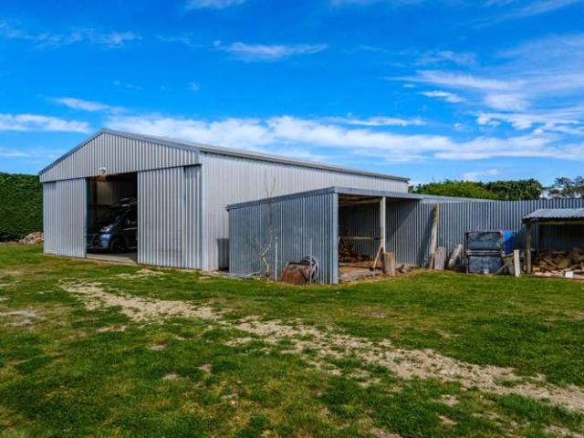Property for sale in Canterbury