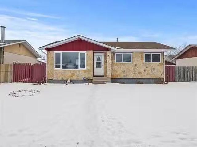 House for sale in East St. Paul, Manitoba