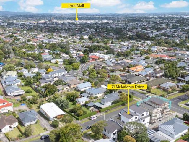 Townhouse for sale in Blockhouse Bay