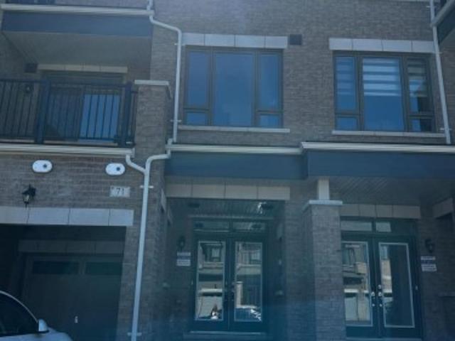House for rent in Whitby, Golden Horseshoe