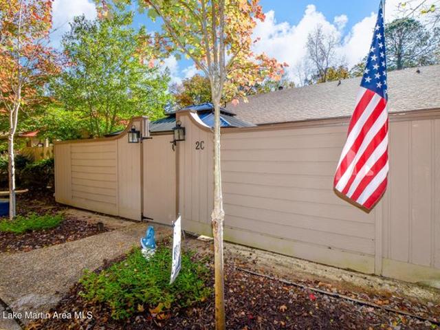 Townhouse for sale in Tallapoosa, Alabama