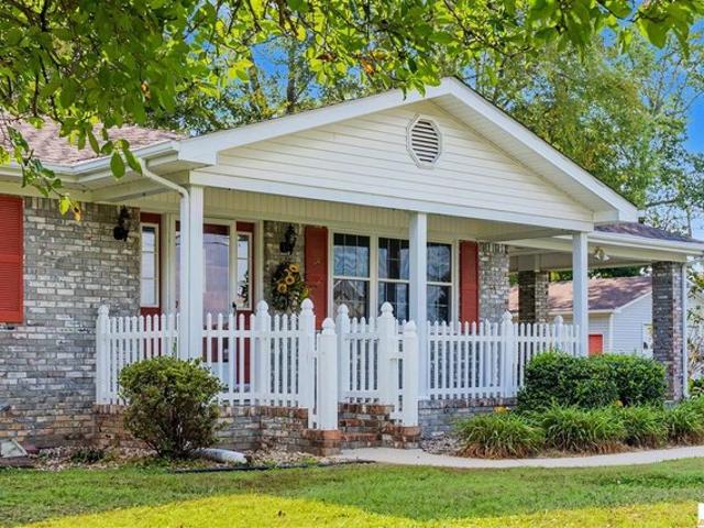 House for sale in Columbia, Adair County