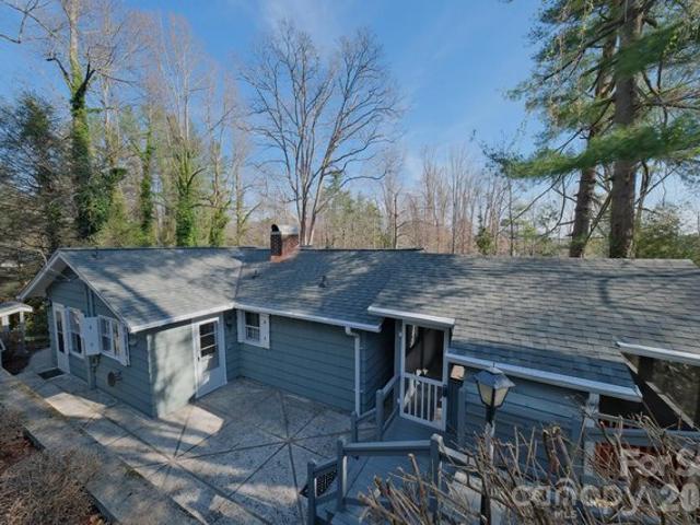 House for sale in Etowah, North Carolina