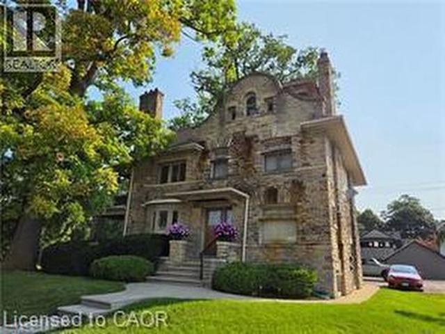 Commercial for sale in Simcoe, Ontario