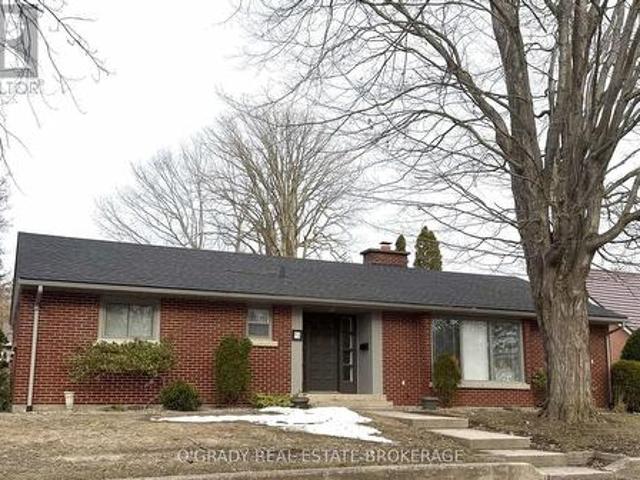 House for sale in Brockville, Ontario