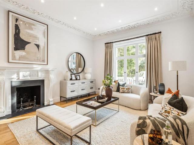 Apartment for rent in Royal Borough of Kensington and Chelsea, Greater London