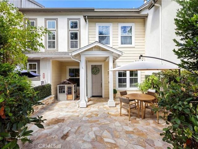 Townhouse for sale in Ladera Ranch, California