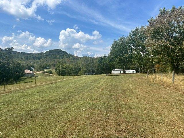 House for sale in Hustonville, Kentucky
