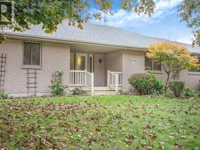 House for sale in Chatham–kent, Ontario