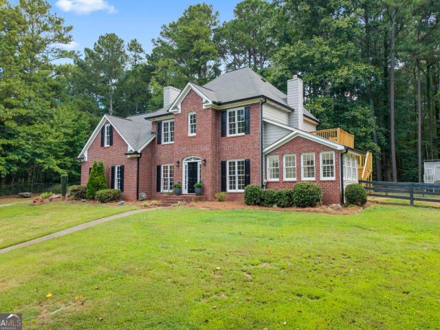 House for sale in Picketts Creek, Acworth