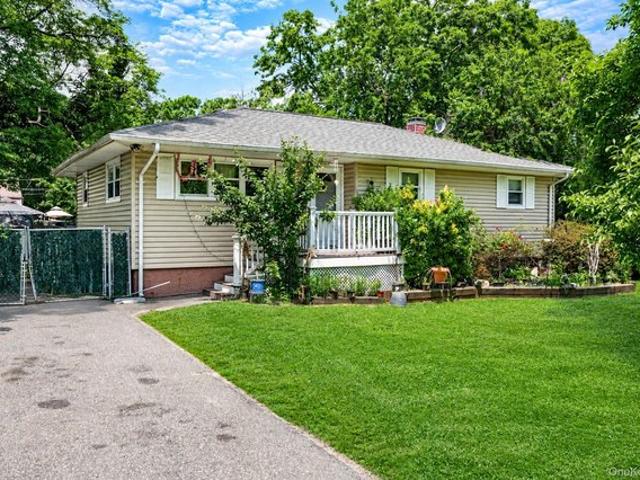 House for sale in Centereach, New York