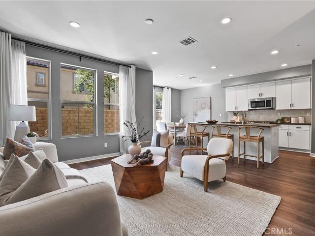 Condo for sale in Foothill Ranch, California