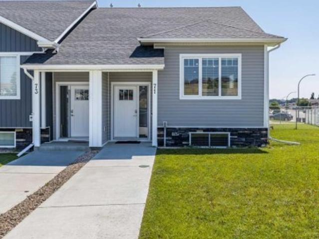 House for sale in Medicine Hat, Alberta