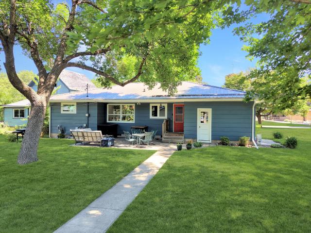 House for sale in Tracy, Minnesota