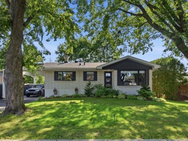 House for sale in Boucherville, Montérégie