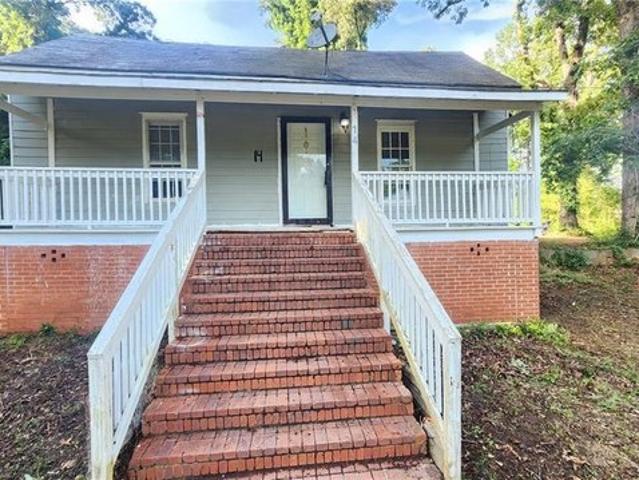 House for sale in Newnan, Georgia