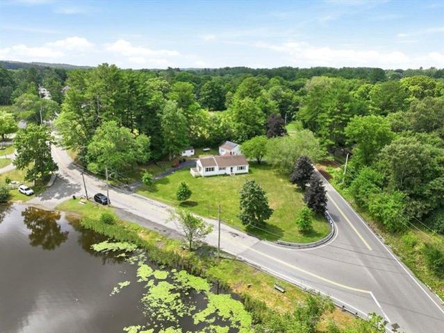 House for sale in Upton, Massachusetts