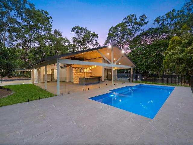 Granny Flat for rent in Toombul, Queensland