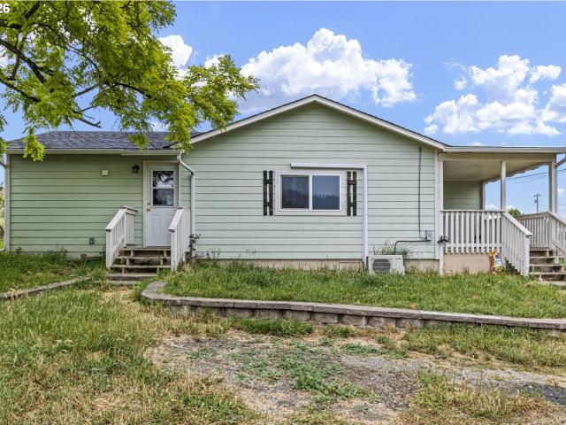 House for sale in Oregonia