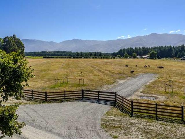 Property for sale in Otakou