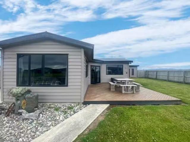 House for sale in Orepuki, Southland