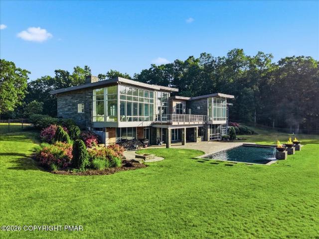 House for sale in Sugarloaf, Pennsylvania