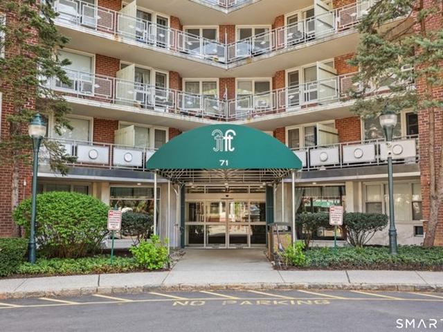 Condo for sale in Cos Cob, Connecticut