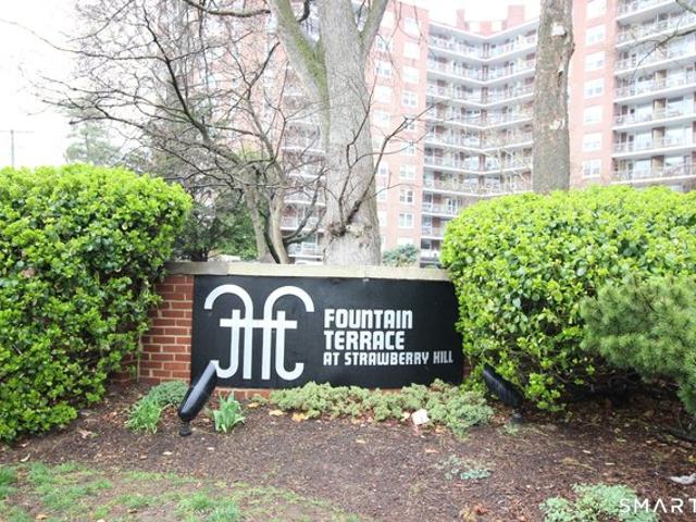 Condo for sale in Cos Cob, Connecticut