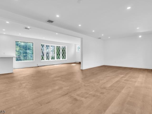 House for sale in East Hanover