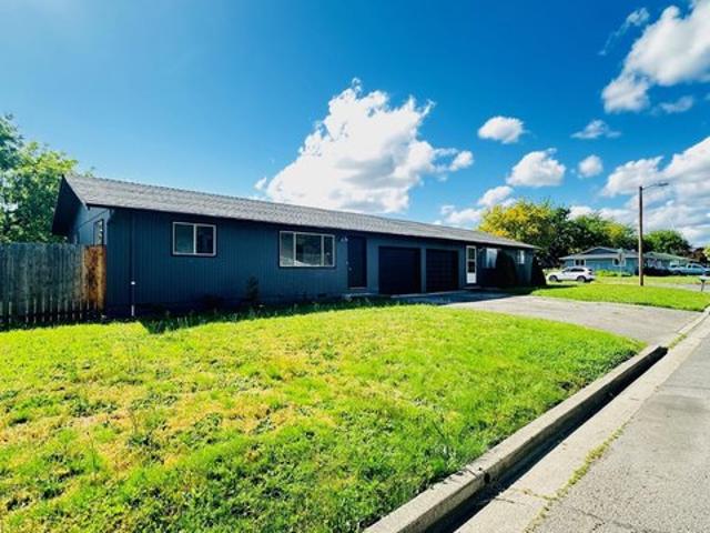 House for sale in Oregonia