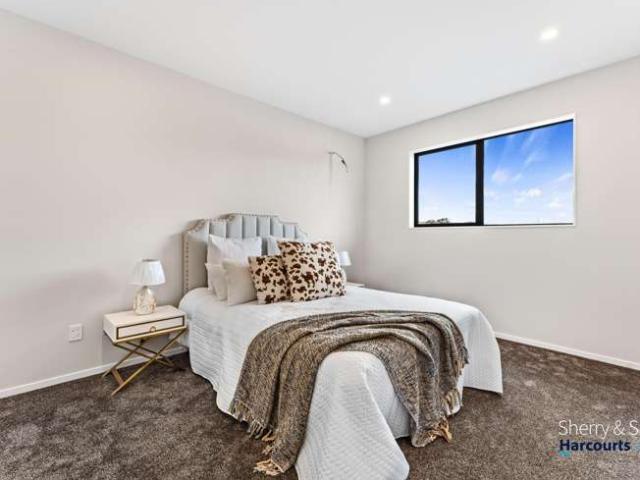 House for sale in Awhitu
