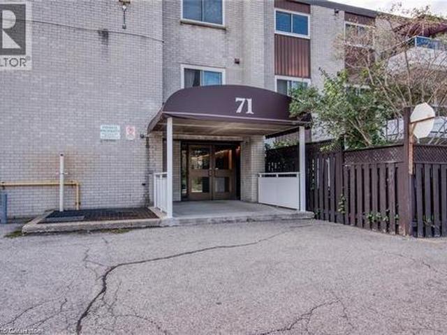 Condo for sale in Kitchener, Ontario