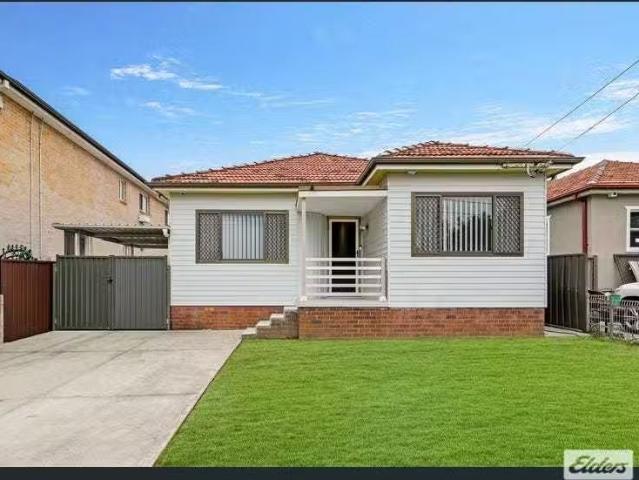 House for rent in Chester Hill