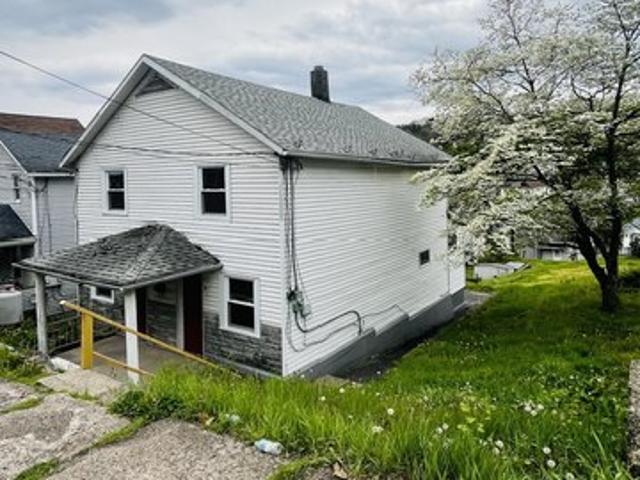 House for sale in Glen Lyon, Pennsylvania