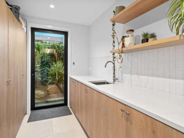 House for sale in Otakou